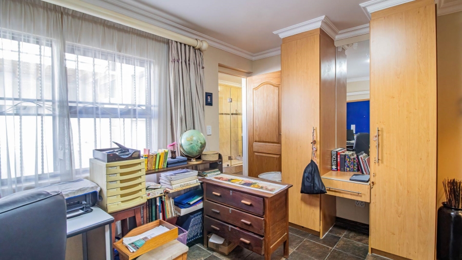 4 Bedroom Property for Sale in Deneysville Free State